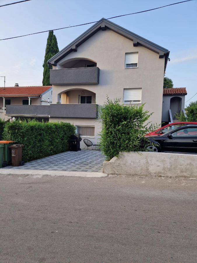 Apartment Dome Biograd Na Moru Luaran gambar
